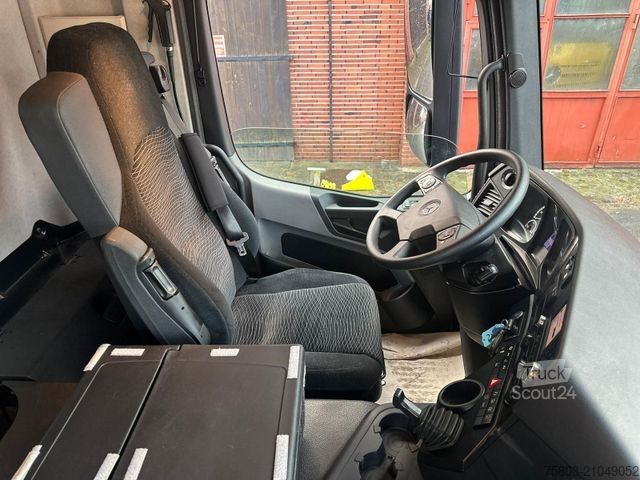 Lastebilmontert kran MERCEDES-BENZ Antos 2646 Baustoff Atlas 206.3 Lift/Lenk AHK