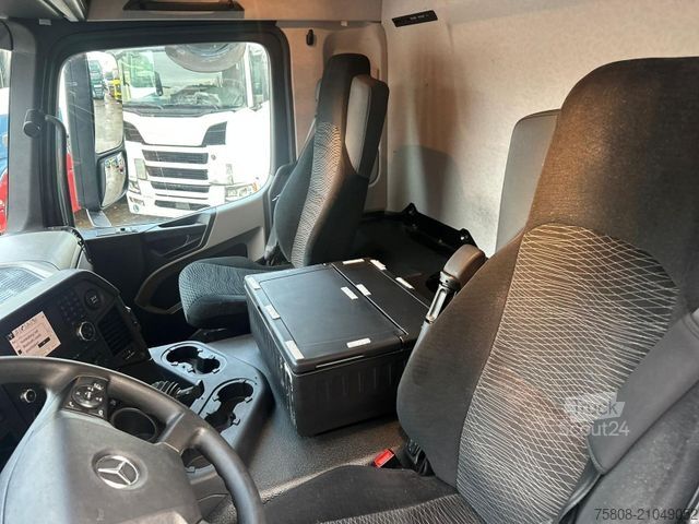 Lastebilmontert kran MERCEDES-BENZ Antos 2646 Baustoff Atlas 206.3 Lift/Lenk AHK