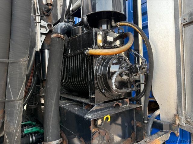 Camião-cisterna de vácuo MAN TGA 26.400 6x4 MORO 13.700 l. ADR Edelstahl