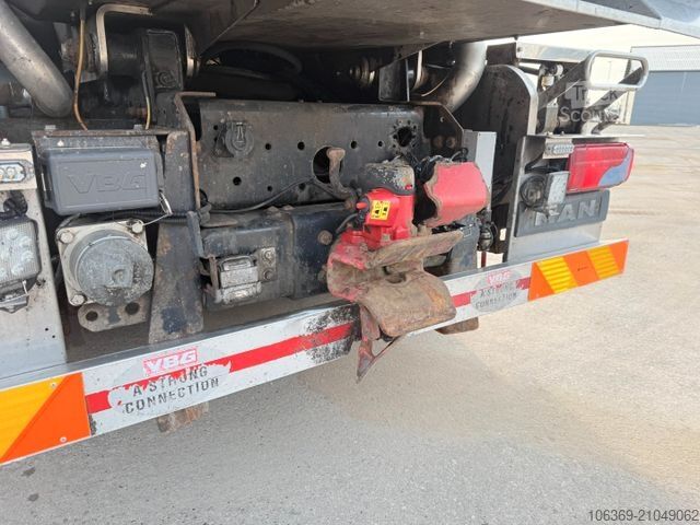 Camião-cisterna de vácuo MAN TGA 26.400 6x4 MORO 13.700 l. ADR Edelstahl