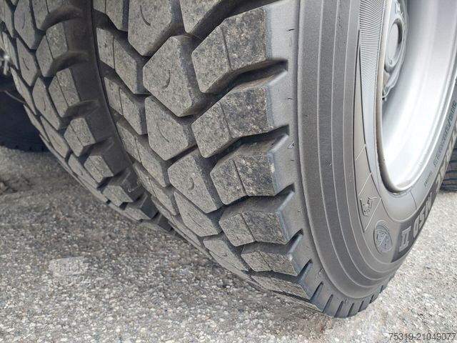 Trojstranný sklápací nákladný automobil MAN TGS 35.460 8x4 BB Meiller Bordmatik