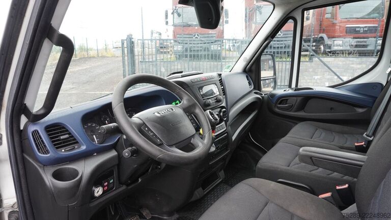 Trekkvogn IVECO 35C21 SZM Clixtar City Trailer Sattel Veldhuizen