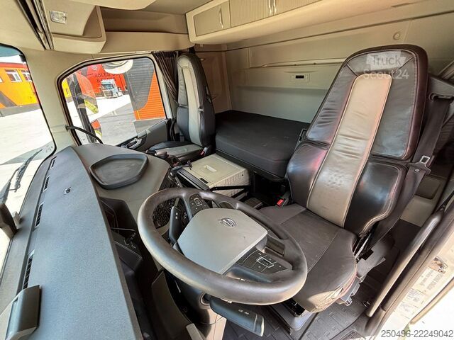 Sistem de braț cu cârlig Volvo FH 540 6x2*4 HIAB XR 21 ton / L=5650 mm / RETARDER