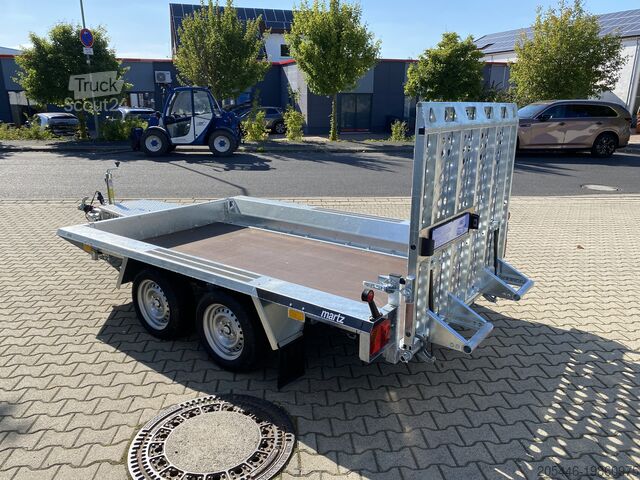 Náves s nízkou podlahou s nosnosťou 2904 kg Martz Tieflader Maschinenanhänger 3500KG