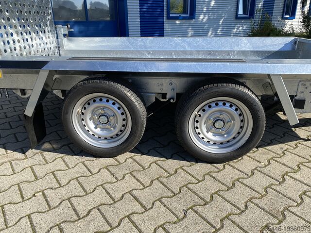Náves s nízkou podlahou s nosnosťou 2904 kg Martz Tieflader Maschinenanhänger 3500KG