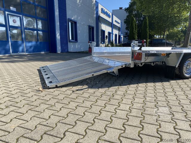 Nízkozdvižný príves s užitočnou hmotnosťou 2838 kg Martz Tieflader Maschinenanhänger 3500KG
