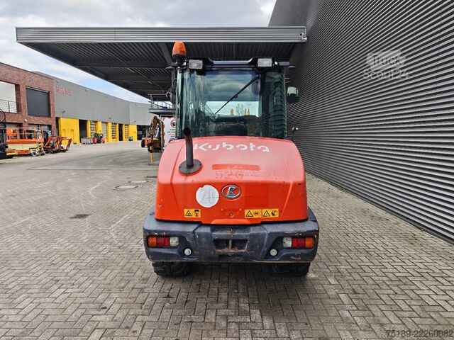 Lastare Kubota R065 Bucket + Forks!