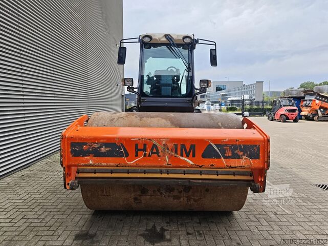 Valjček za pnevmatike Hamm H13i