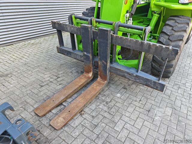 Teleskopski nakladalnik Merlo P120.10 HM Forks + Basket 750 Hours!