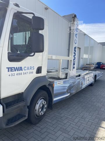 Avtotransporter s 3 nakladalniki Volvo FL 260