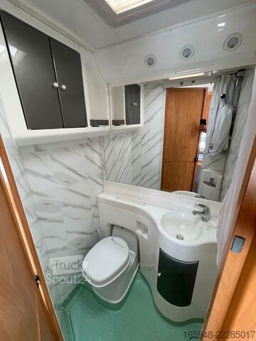 Alkove-camper EURAMOBIL Alkoven 635 | Händlergeschäft- Viele extras!