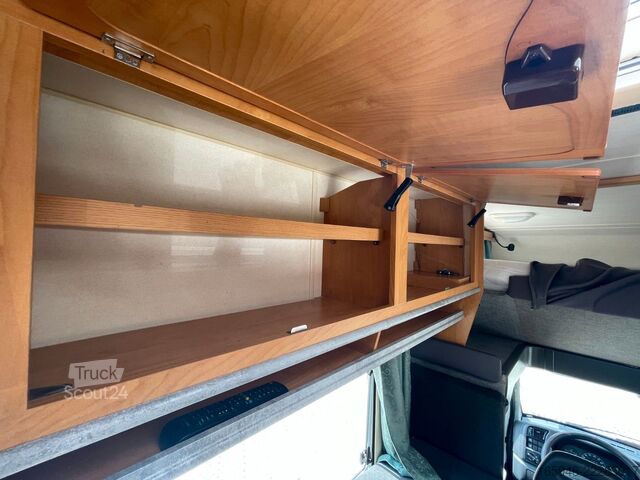 Alkove-camper EURAMOBIL Alkoven 635 | Händlergeschäft- Viele extras!
