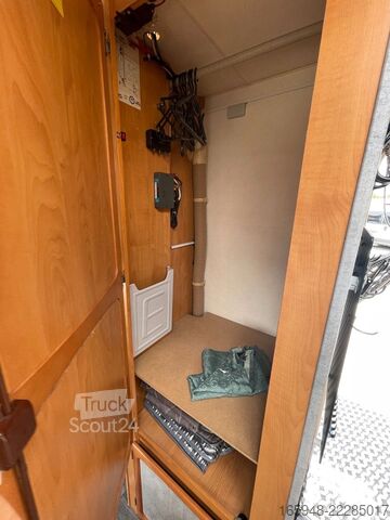 Alkove-camper EURAMOBIL Alkoven 635 | Händlergeschäft- Viele extras!