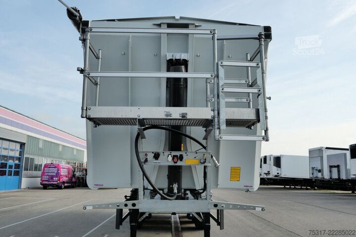 Semirimorchio ribaltabile SCHMITZ CARGOBULL SKI 24 SL 9,6/ 50 m³ MULTITÜRE 6190 kg/GETREIDE