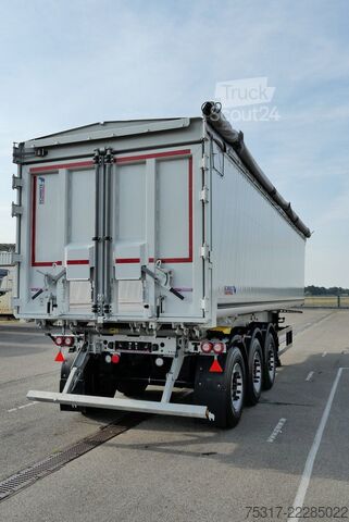 Semirimorchio ribaltabile SCHMITZ CARGOBULL SKI 24 SL 9,6/ 50 m³ MULTITÜRE 6190 kg/GETREIDE