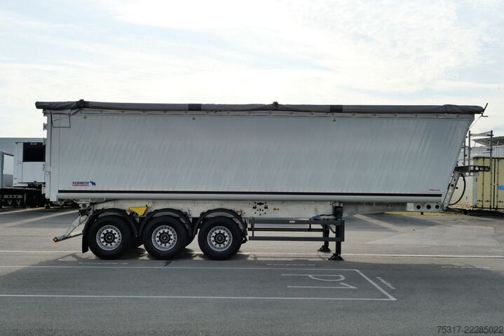 Semirimorchio ribaltabile SCHMITZ CARGOBULL SKI 24 SL 9,6/ 50 m³ MULTITÜRE 6190 kg/GETREIDE