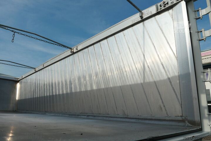 Semirimorchio ribaltabile SCHMITZ CARGOBULL SKI 24 SL 9,6/ 50 m³ MULTITÜRE 6190 kg/GETREIDE