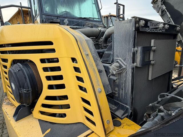Damperli kamyon Komatsu HM300-3