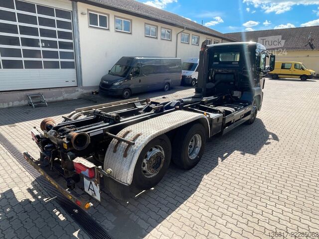 Kanca kasalı yük kamyonu (roll-off) MAN TGS 26.440 6x2 BLL Meiller RK 20.70 Lenk/Lift
