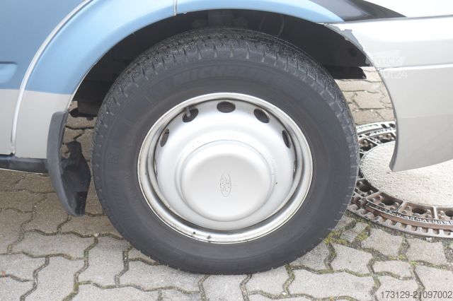 Ημιενσωματωμένο αυτοκινούμενο τροχόσπιτο HOBBY T 650 FLC TBETT +TV SOLAR LUFTFE