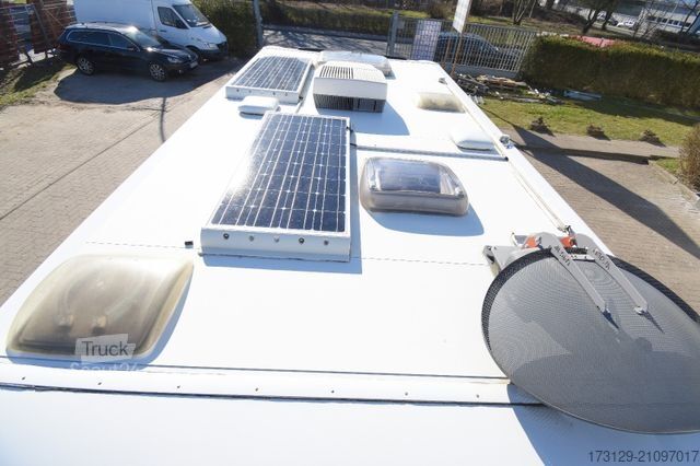 Halvintegreret autocamper BÜRSTNER T 685 NEXXO HUBSTÜTZEN 2SOLAR 2KLIMA +TV