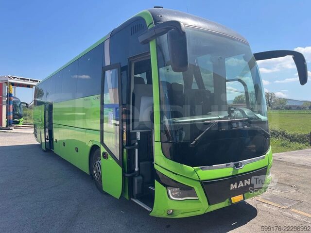 Autocar MAN Lion's coach