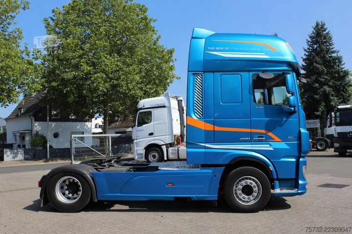 Standard SZM Daf 530 SSC  Navi  Kühlbox  Leder  Standklima   ACC