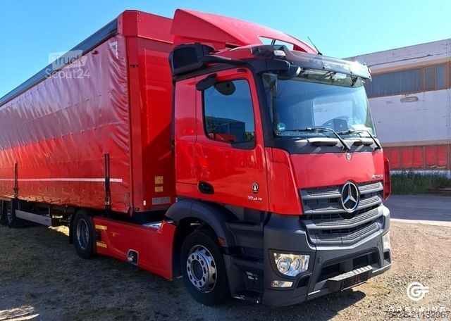 Véhicule tracteur volume MERCEDES-BENZ Actros 1843 LS NR 4X2