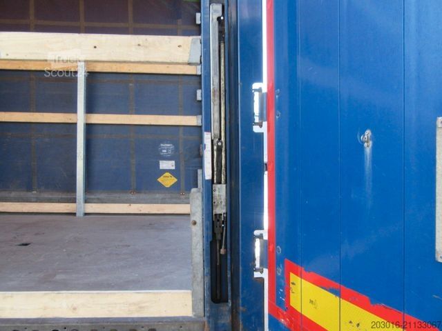 Open semitrailer with tarp SCHMITZ CARGOBULL MegaVarios verbreiterbar/auskurbelbar 70% Reifen
