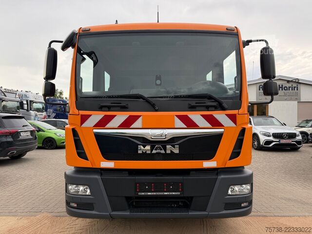 Sklápěcí vůz MAN TGL 12.250 Meiller/DoKa 6Sitze/2xAHK/Klima/EURO6