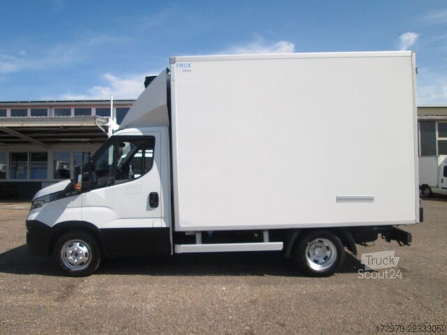 Furgão frigorífico IVECO 35 C13*Carrier Kühlkoffer*Fleischhaken+Bahn*