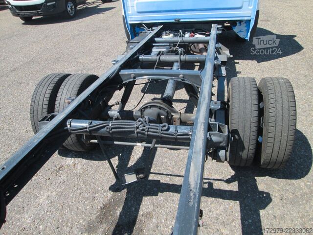 Furgona šasija IVECO 35 C13*Fahrgestell*