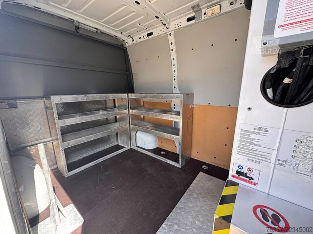  Renault Master Steiger  France Elevateur 121 FTc