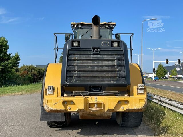  Caterpillar 966M