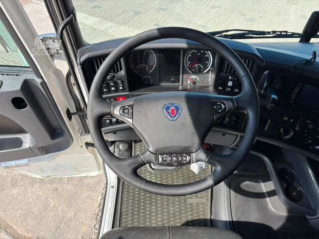  Scania R 730 8x4*4 FOR SALE AS CHASSIS / CHASSIS L=760...