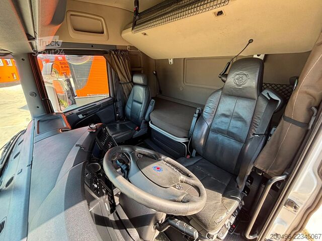  Scania R 730 8x4*4 FOR SALE AS CHASSIS / CHASSIS L=760...