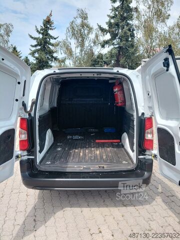 Панелен ван PEUGEOT Partner Premium L2