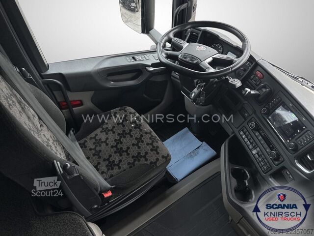 Trator de grande volume SCANIA R460A4x2EB / Hub-Sattelkupplung / LED