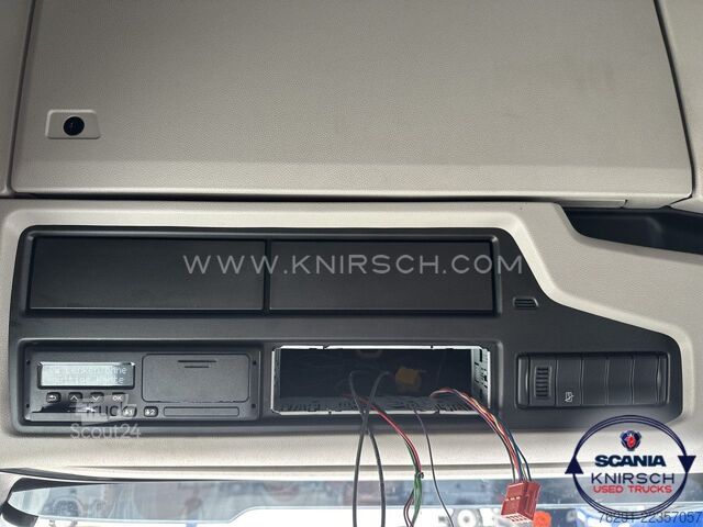Trator de grande volume SCANIA R460A4x2EB / Hub-Sattelkupplung / LED