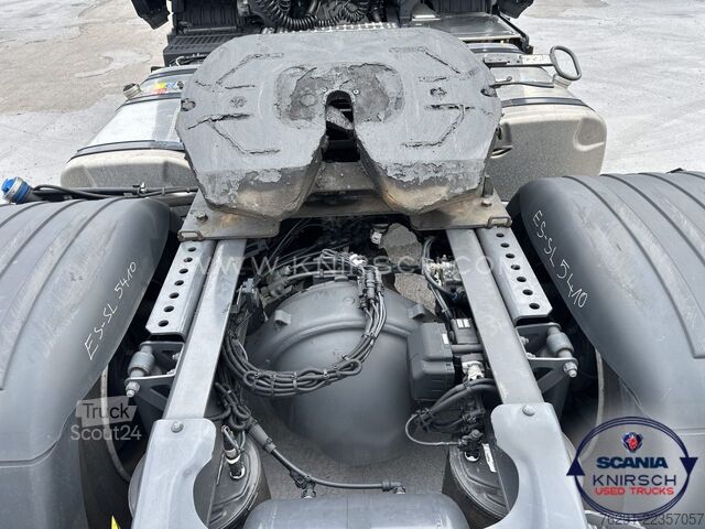 Trator de grande volume SCANIA R460A4x2EB / Hub-Sattelkupplung / LED