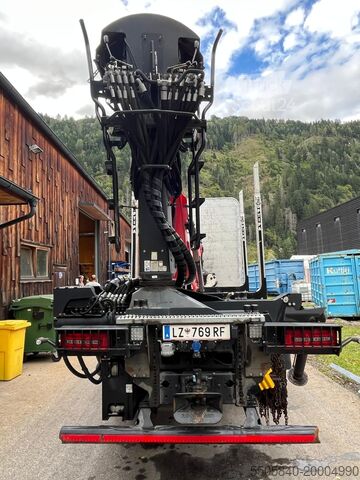 Camion de transport de bois MAN TGS 33.510