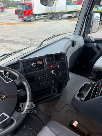 Кузов + кран HIAB XS 322-6 Renault T 380