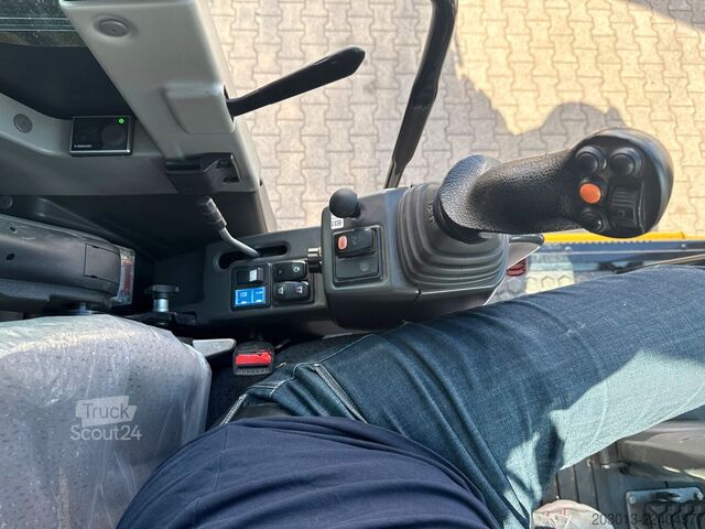 Hjulgraver  M323F 4x4 Zweiwegebagger