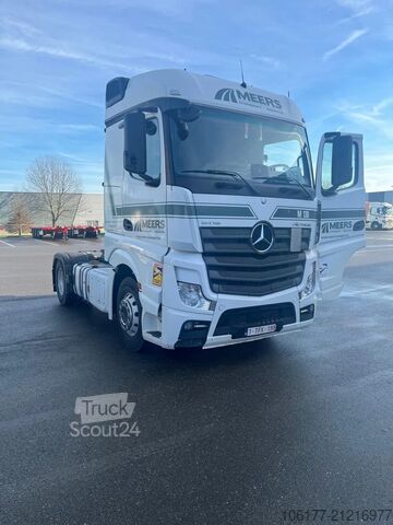 Standaard-SZM Mercedes-Benz Actros 1843