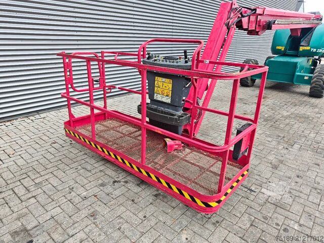 Platforma teleskopowa JLG 660 SJ