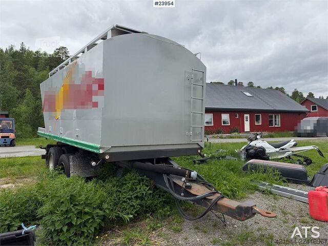   Trailer-Bygg TB 20 tipper trailer. Repair project.