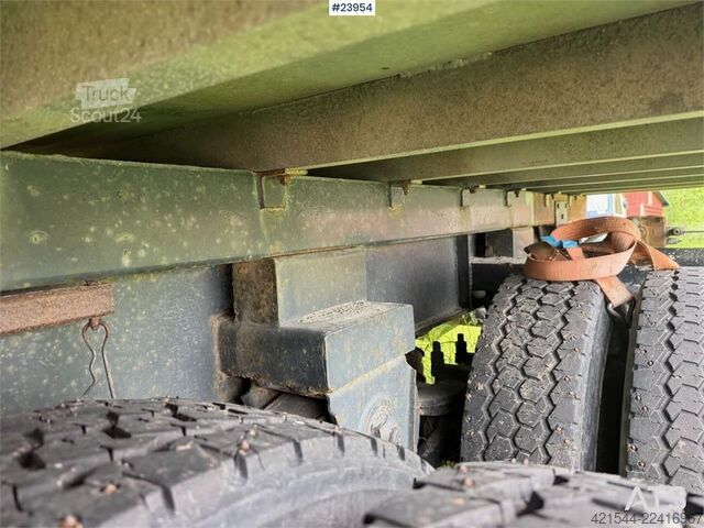 Avfallsbil  Trailer-Bygg TB 20 tipper trailer. Repair project.