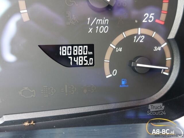 Långfärdsbuss MERCEDES-BENZ Tourismo RHD, 55 Sitze, Euro 6