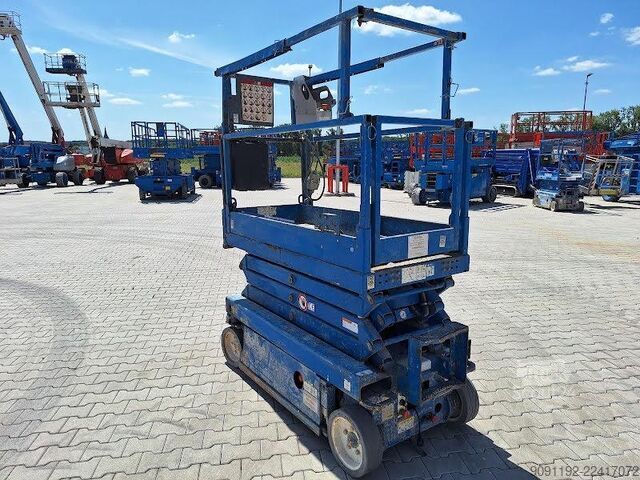 Škarjasto dvigalo SkyJack SJIII 3219
