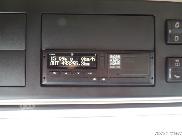 Standard tractor unit MERCEDES-BENZ 1845 Actros Bigspace (2x)